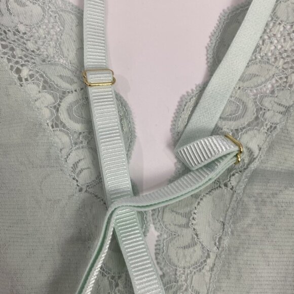 Calvin Klein Faux Fur Hooded Puffer Jacket  Plum Size Medium - Picture 10 of 16